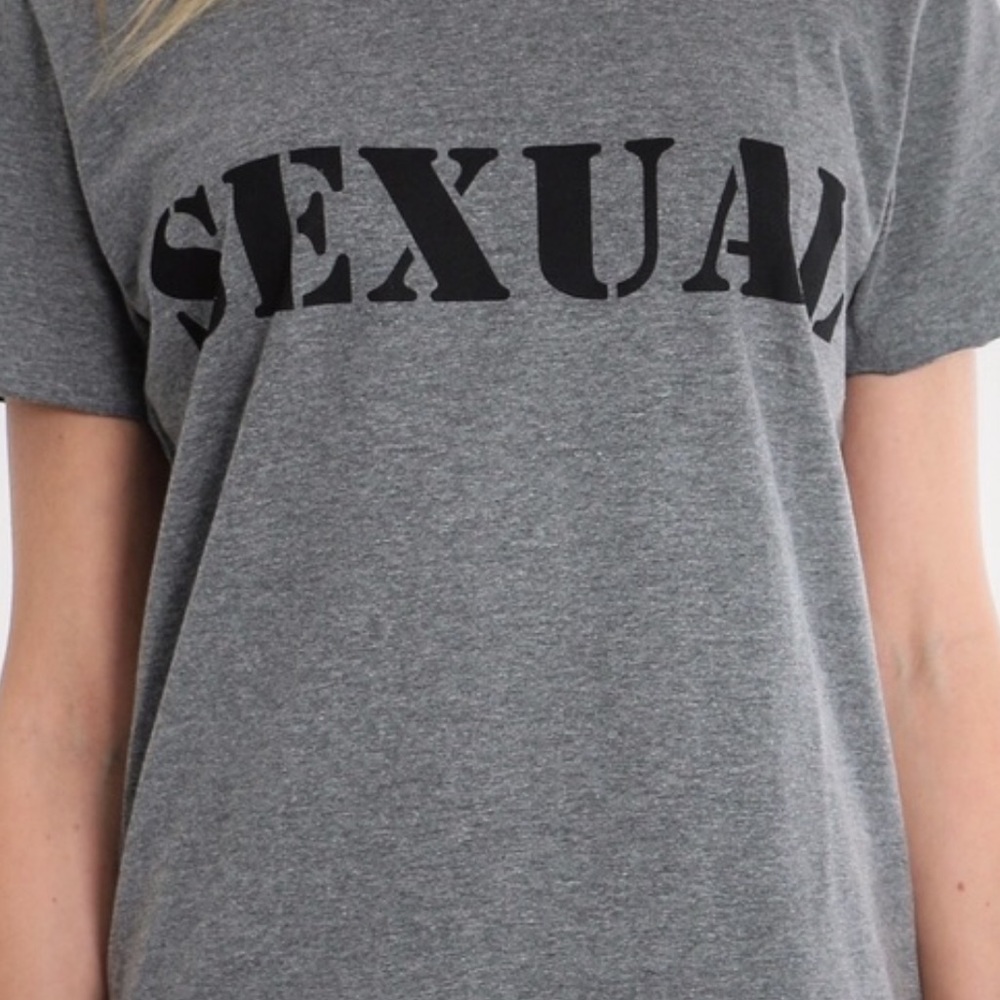 ISO SEXUAL GRAPHIC TEE JESSIE JAMES DECKER
